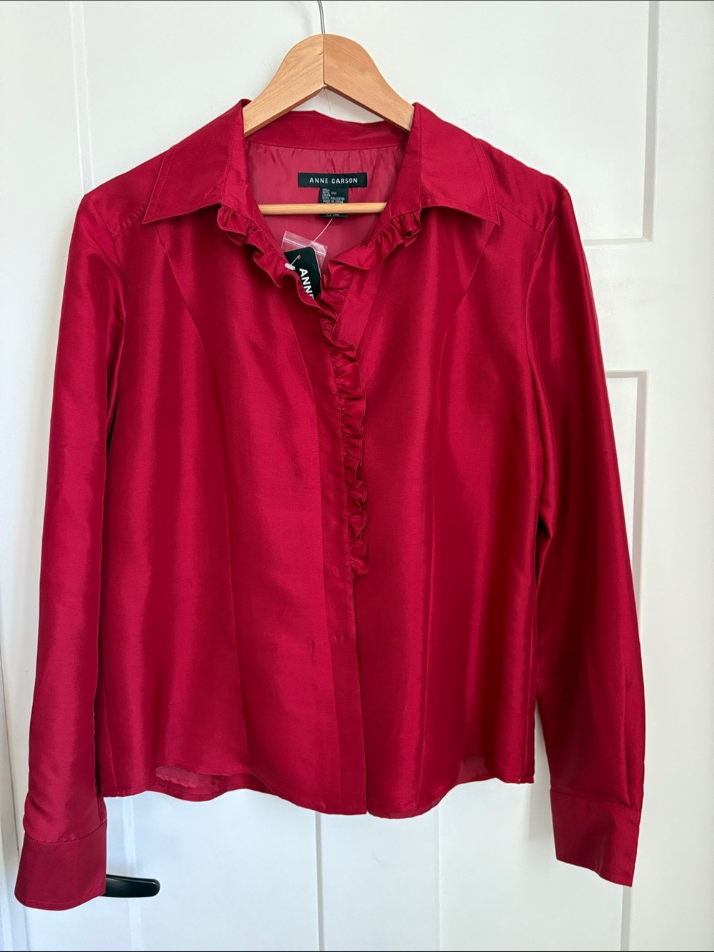 Anne Carson Crimson 100% silk Ruffle-Trim Long Sleeve Blouse
